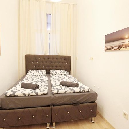 Comfortable Rooms Near Schonbrunn Palace Βιέννη Εξωτερικό φωτογραφία